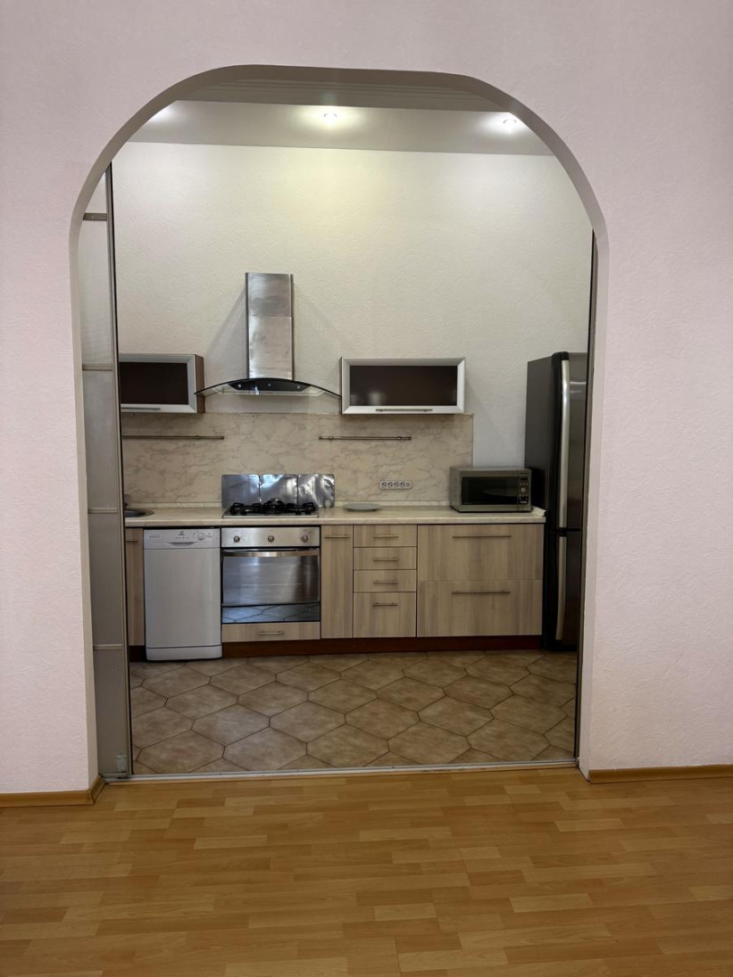Аренда 3к квартиры в Киеве, Шота Руставели ул., 34 12