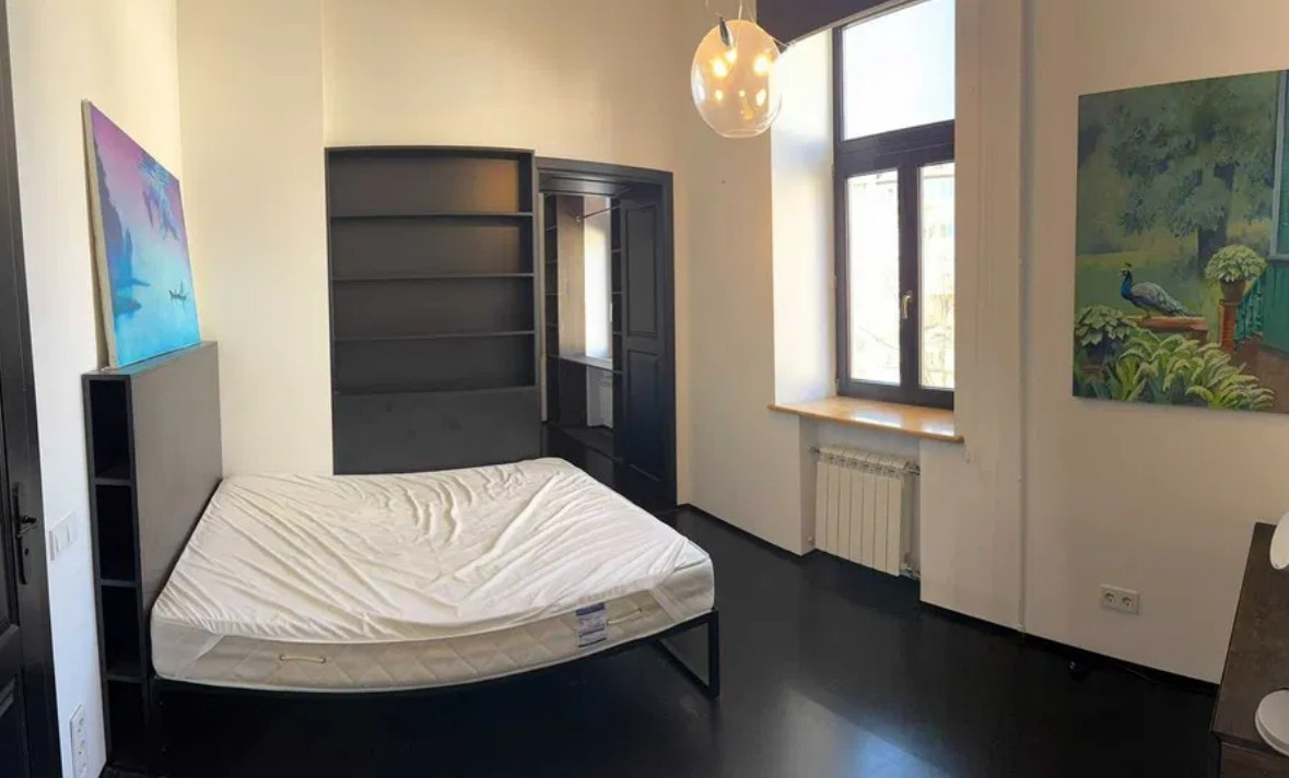Аренда 2к квартиры в Киеве,  Андреевский спуск, 2 8