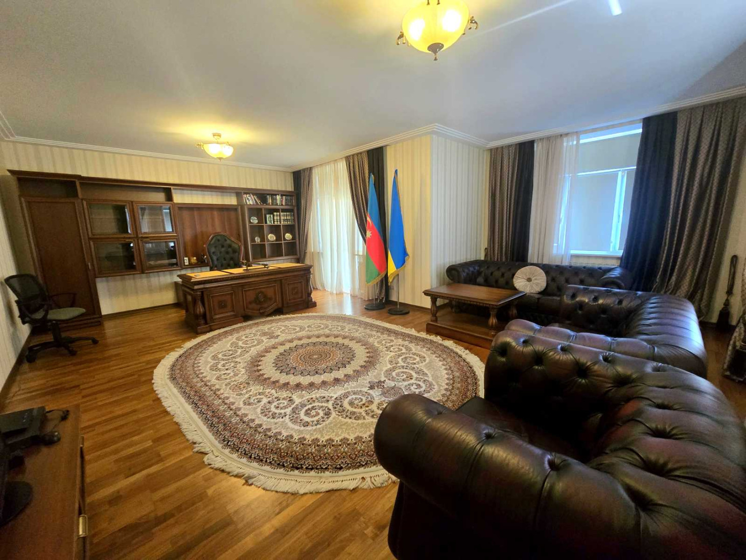 Аренда 7к дома в Киеве,  Чайки 20