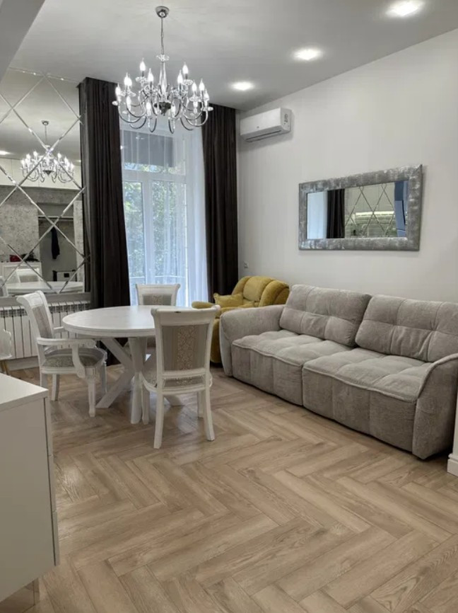 Аренда 2к квартиры в Киеве, Заньковецкой ул., 8 0