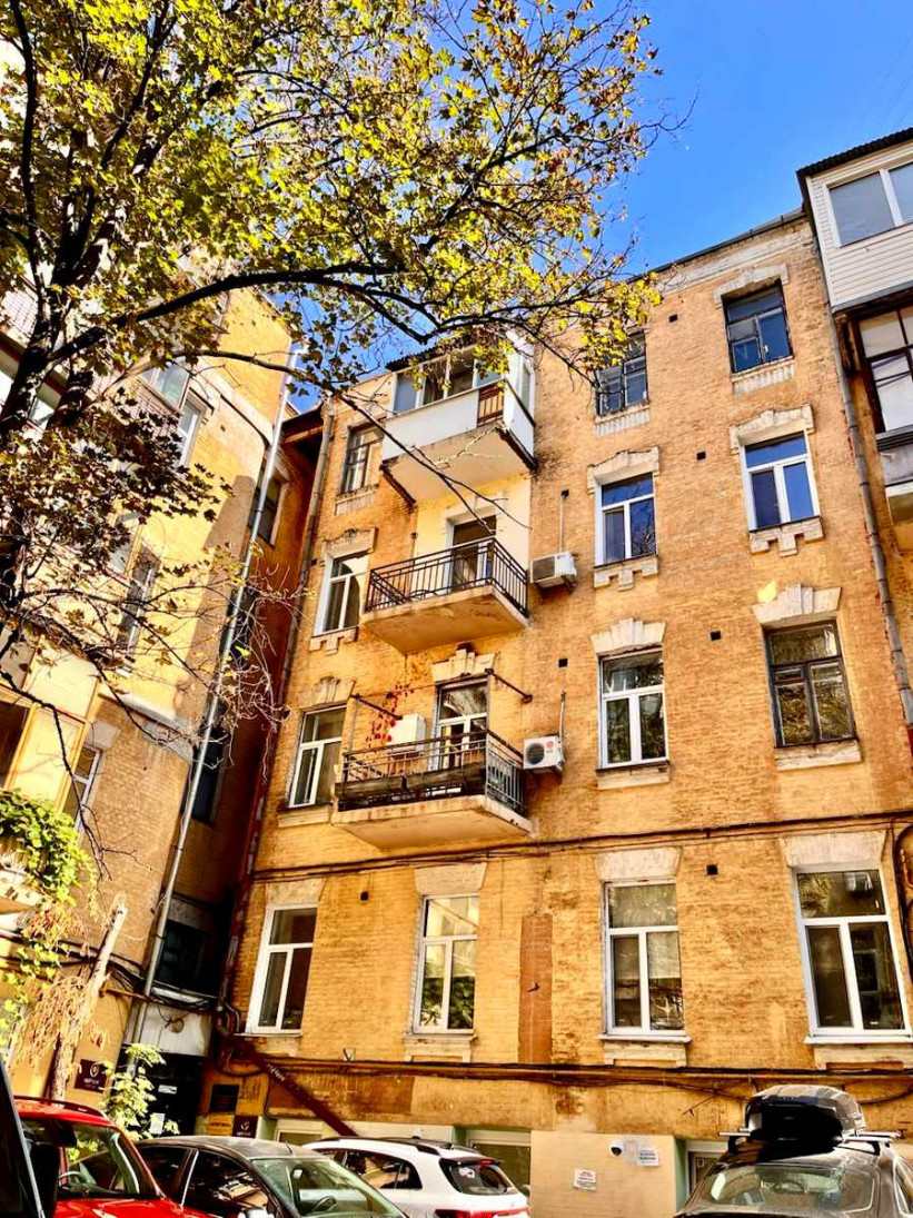 Аренда 2к квартиры в Киеве,  Бассейная ул., 3 20