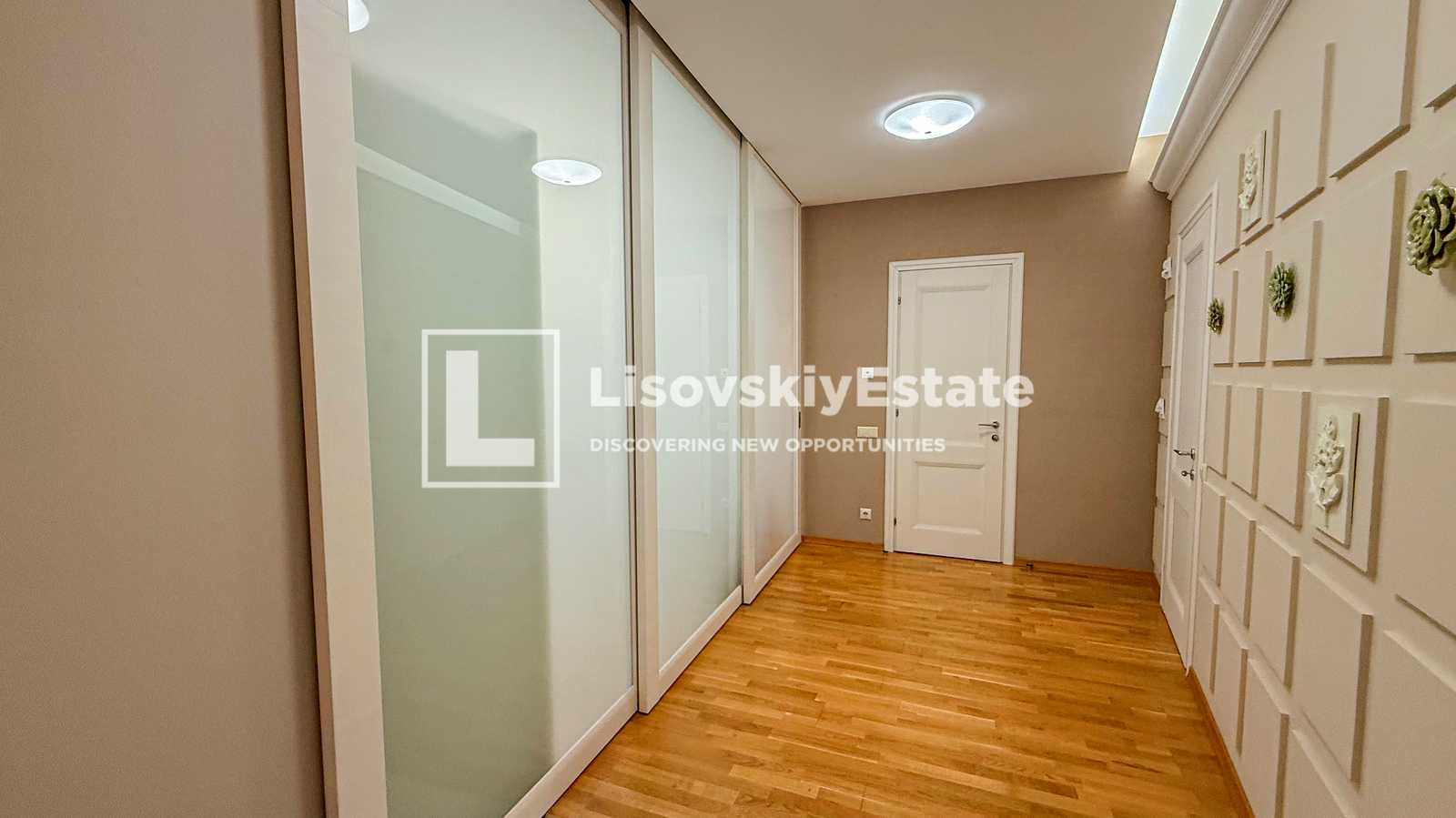 Аренда 3к квартиры в Киеве,  Академика Богомольца ул., 3 7