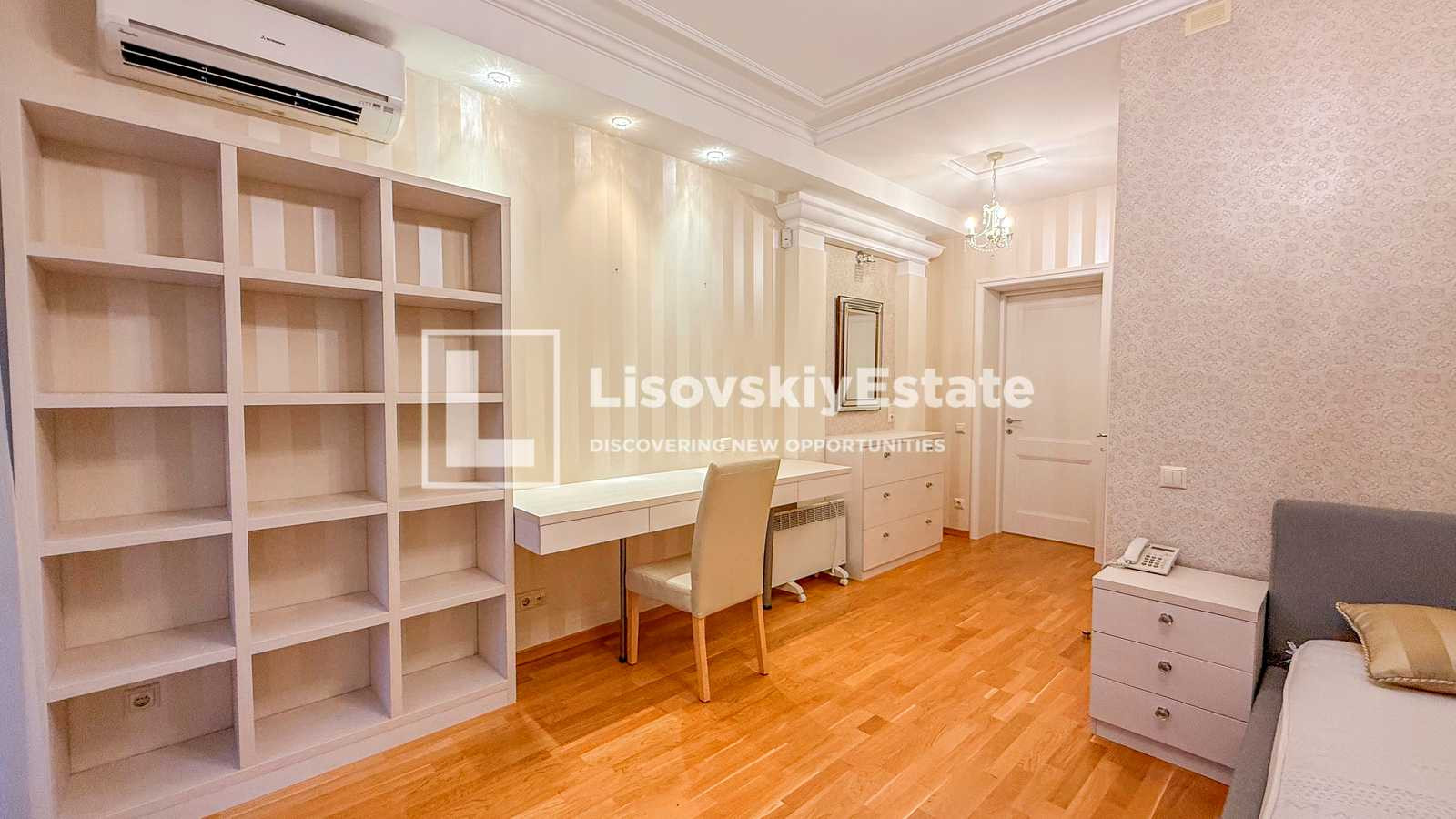 Аренда 3к квартиры в Киеве,  Академика Богомольца ул., 3 8