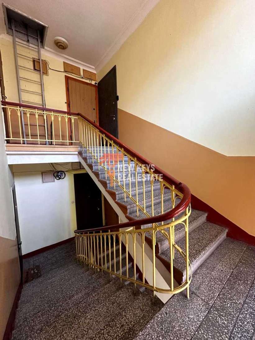 Аренда 3к квартиры в Киеве,  Лаврская ул., 4 9