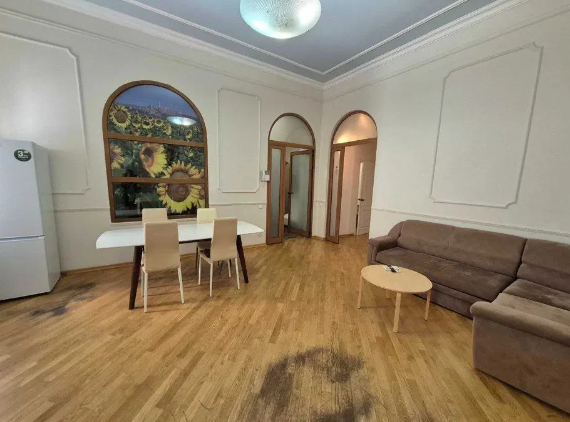 Аренда 5к квартиры в Киеве,  Шота Руставели ул., 38 1