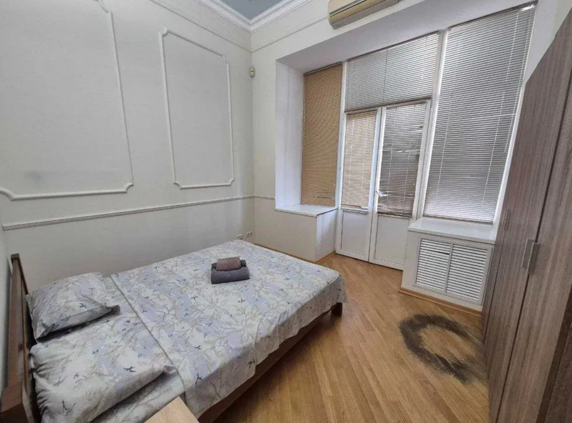Аренда 5к квартиры в Киеве,  Шота Руставели ул., 38 2