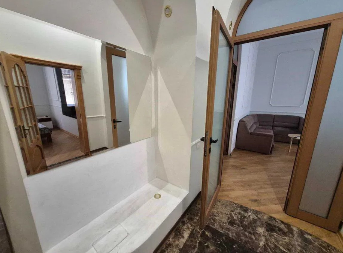 Аренда 5к квартиры в Киеве,  Шота Руставели ул., 38 8
