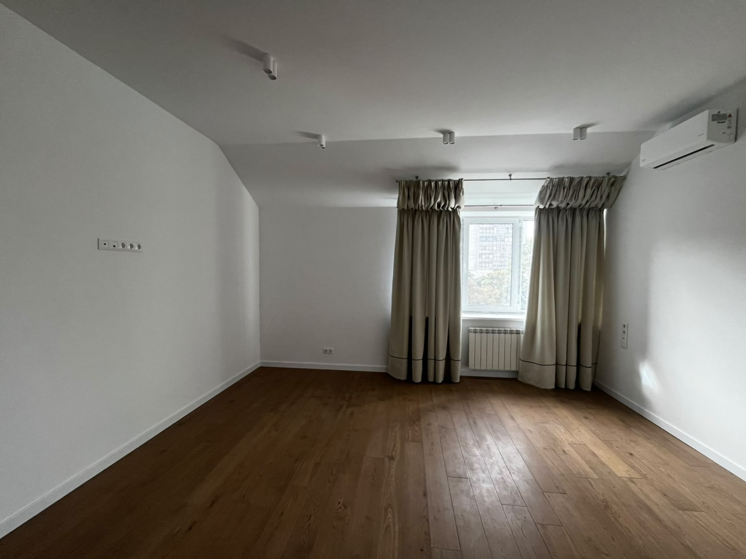 Аренда 5к квартиры в Киеве,  Гоголевская ул., 6 24