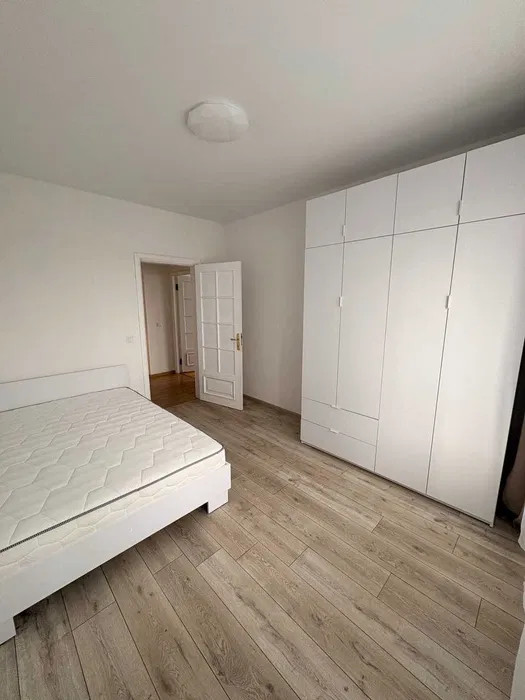 Аренда 3к квартиры в Киеве,  Панаса Мирного ул., 27 1