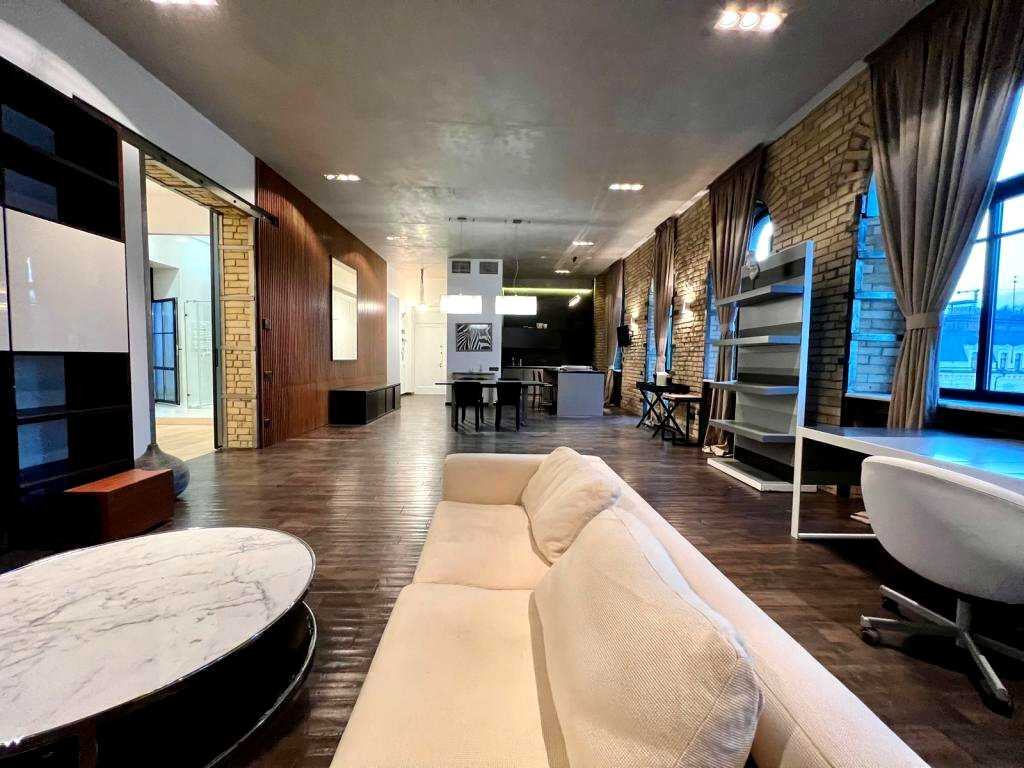 Аренда 3к квартиры в Киеве,  Хорива ул., 4 9