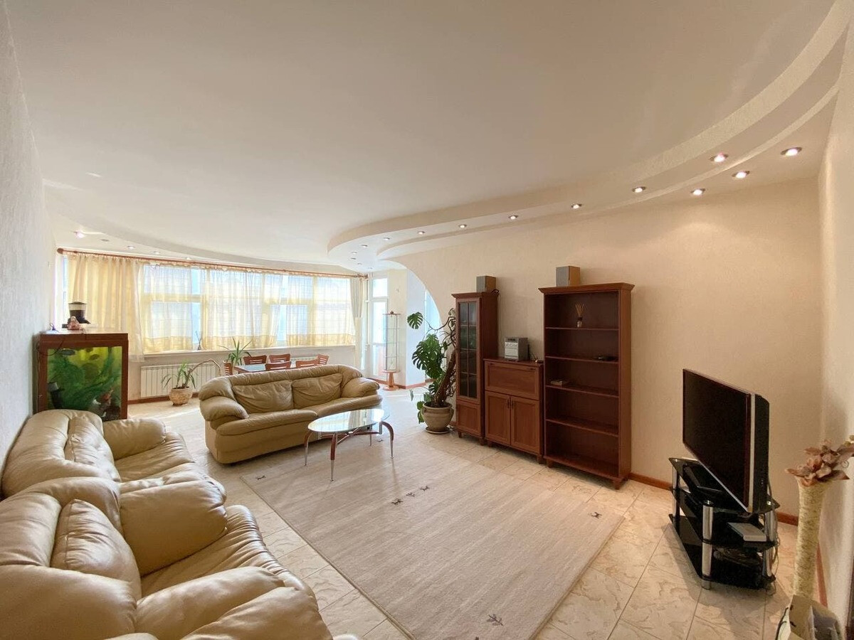 Продажа 3к квартиры в Киеве,  Богдана Хмельницкого ул., 41 12