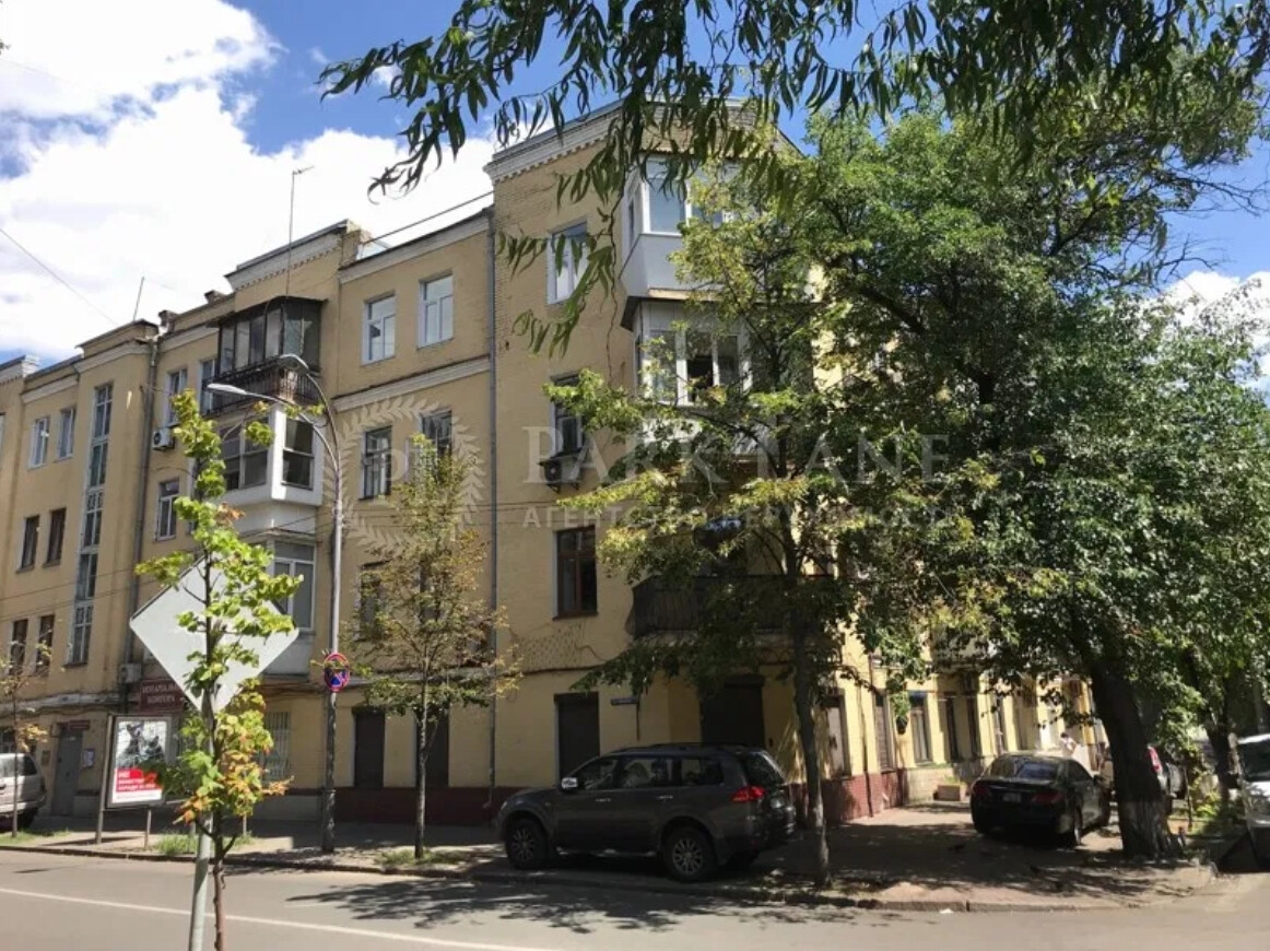 Продажа 3к квартиры в Киеве,  Шелковичная ул., 11 0