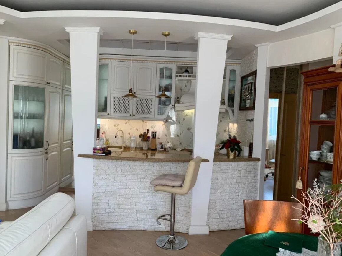 Продажа 3к квартиры в Киеве,  Золотые Ворота, Золотоворотская ул., 4 7
