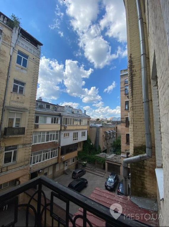 Продажа 3к квартиры в Киеве,  Пушкинская ул., 21 11