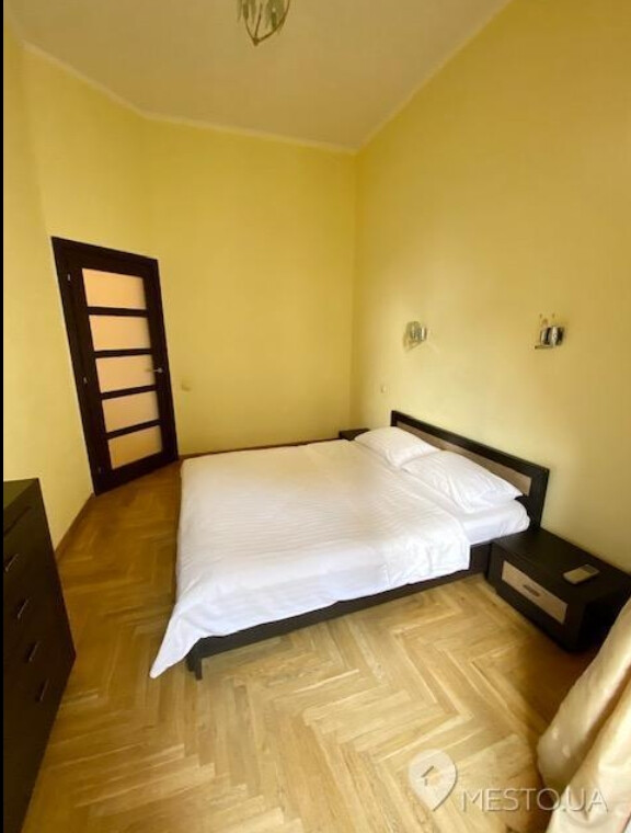 Продажа 3к квартиры в Киеве,  Пушкинская ул., 21 23