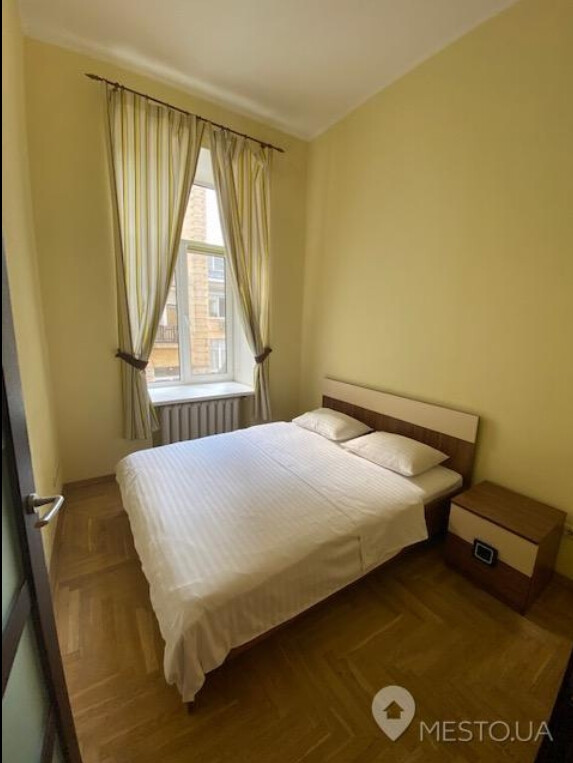 Продажа 3к квартиры в Киеве,  Пушкинская ул., 21 25