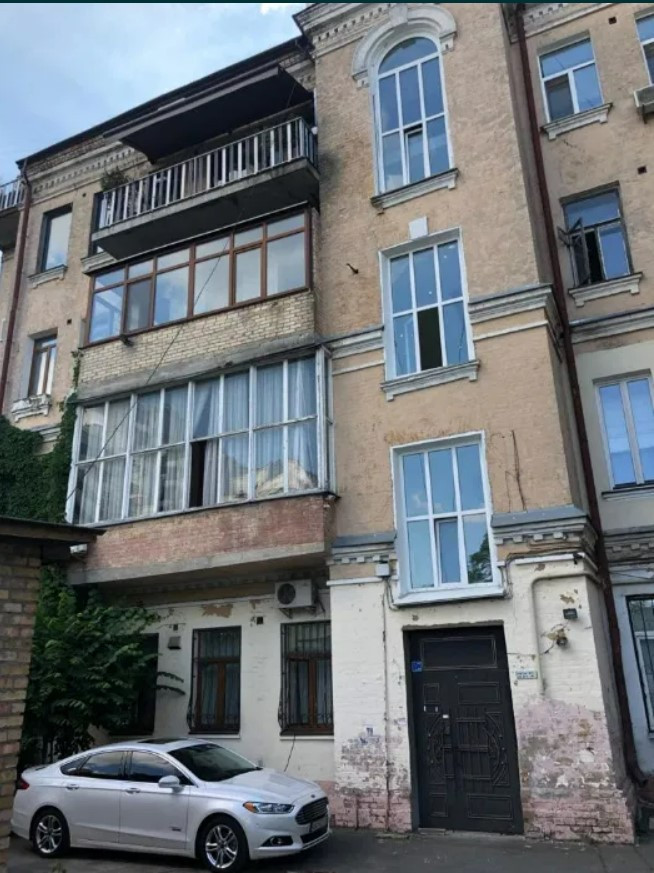 Продажа 4к квартиры в Киеве,  Софиевская ул., 25Б 3