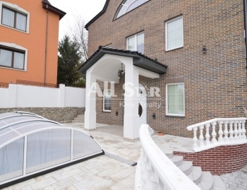 Аренда 4к дома в Киеве,  Ольшанская ул., 33 1