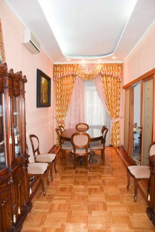Продаж 4к квартири в Києві, Руставелі Шота вул., 40/10 11