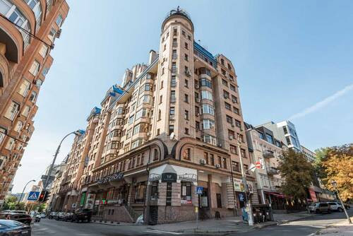 Аренда 4к квартиры в Киеве,  Павловская ул., 18 1