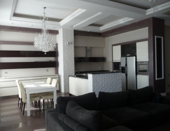 Продажа 4к квартиры в Киеве,  Стрелецкая ул., 28 1
