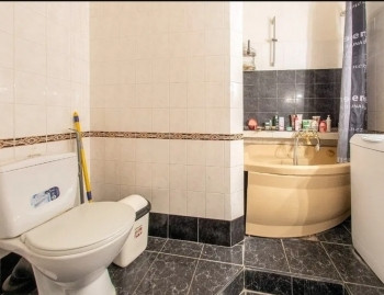Продажа 2к квартиры в Киеве,  Большая Житомирская ул., 4В 1