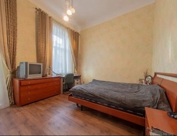 Продажа 2к квартиры в Киеве,  Большая Житомирская ул., 4В 4