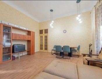 Продажа 2к квартиры в Киеве,  Большая Житомирская ул., 4В 7