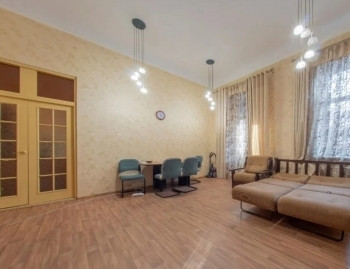 Продажа 2к квартиры в Киеве,  Большая Житомирская ул., 4В 8