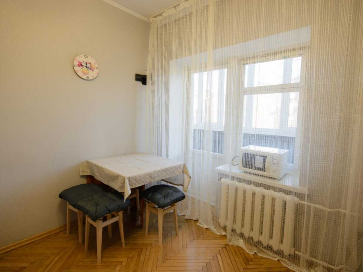 Продажа 4к квартиры в Киеве,  Михайловская ул., 2 1