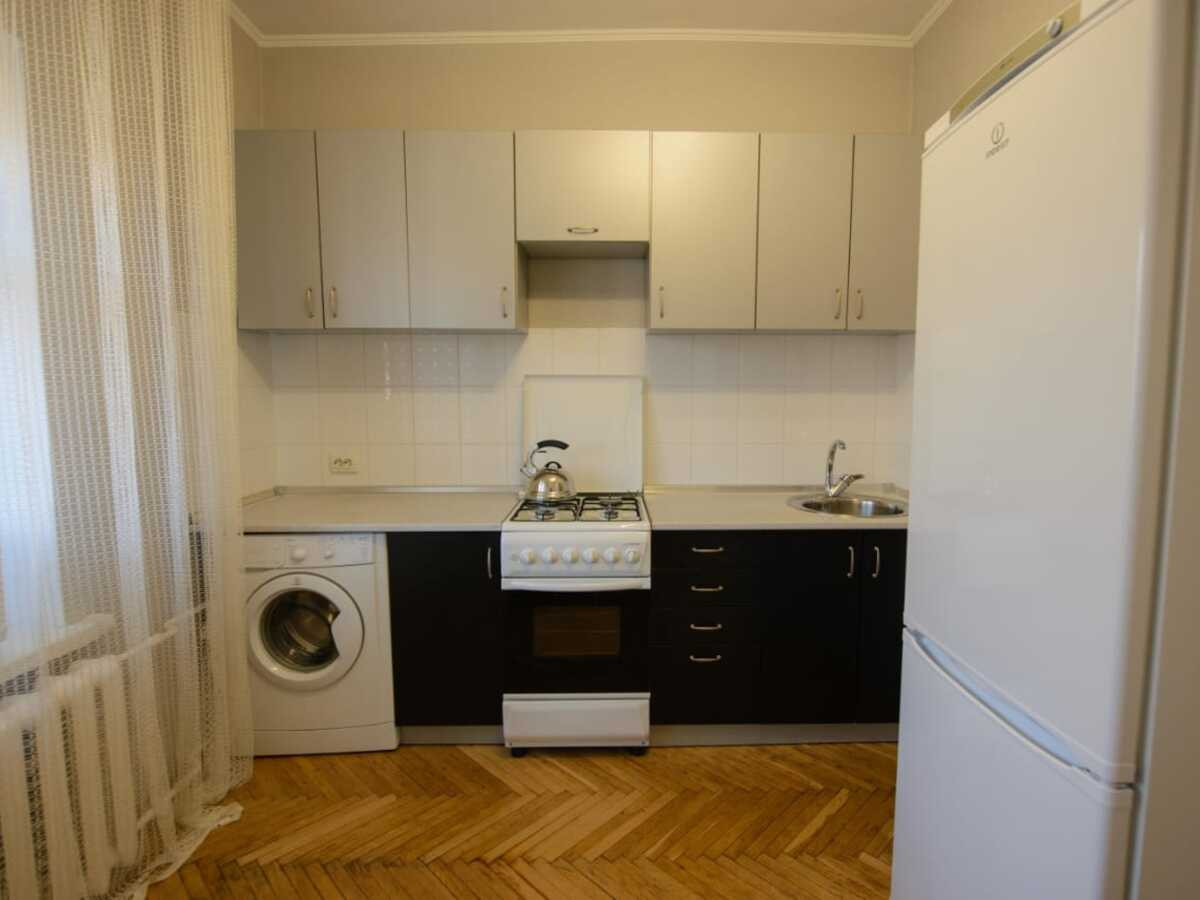 Продажа 4к квартиры в Киеве,  Михайловская ул., 2 3