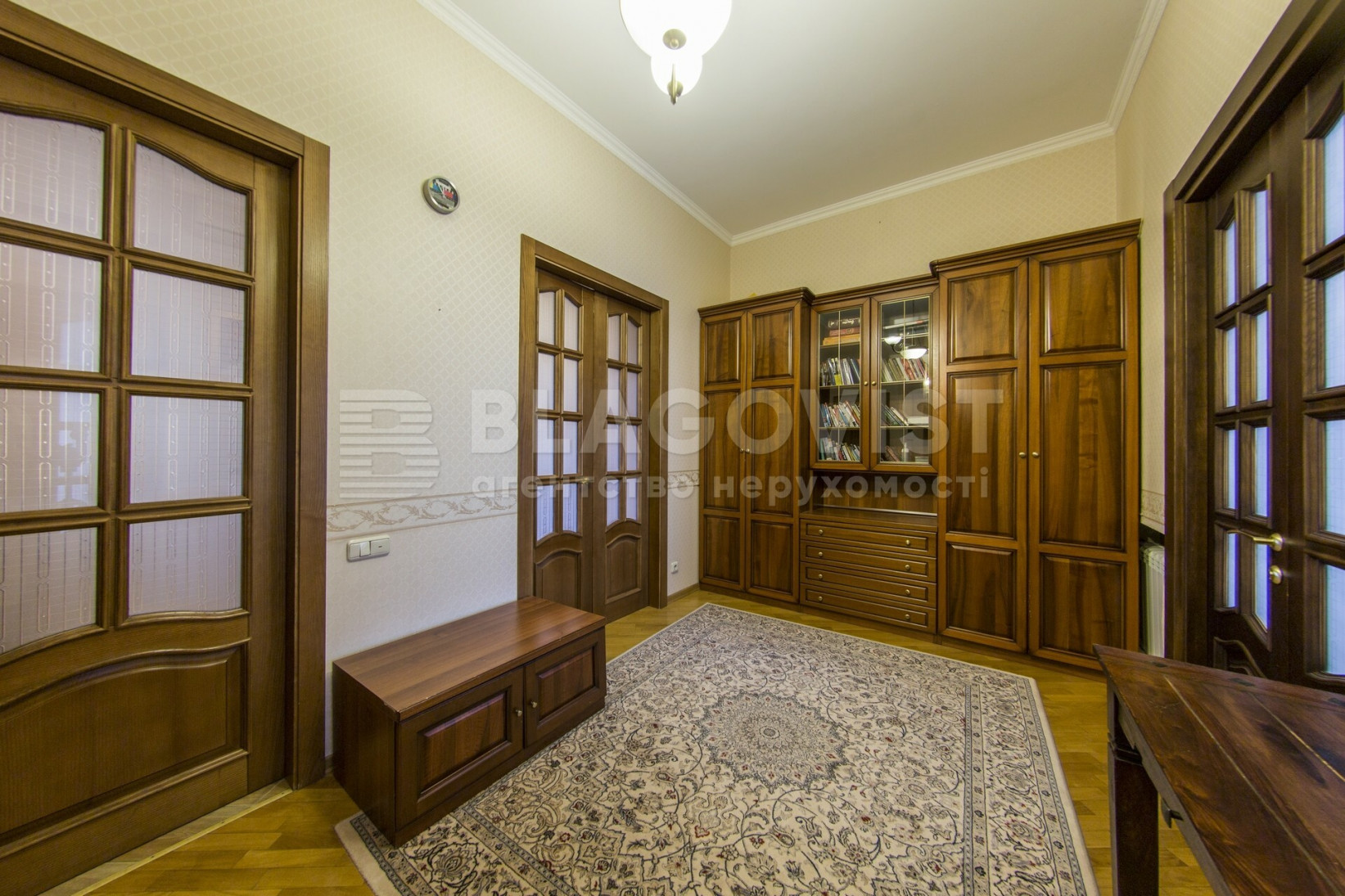 Продажа 3к квартиры в Киеве,  Малоподвальная ул., 21/8 15