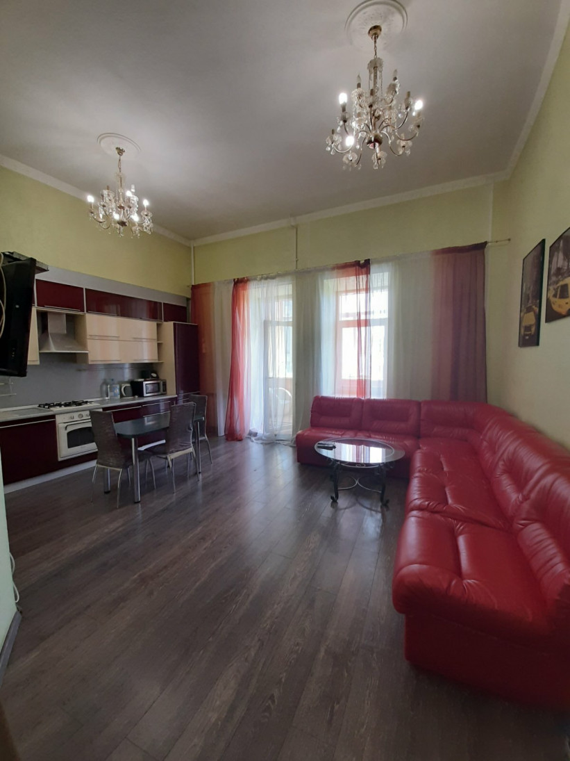 Продажа 3к квартиры в Киеве,  Пушкинская ул., 31В 0